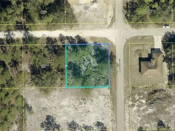 201 W 18th St, Lehigh Acres, FL 33972