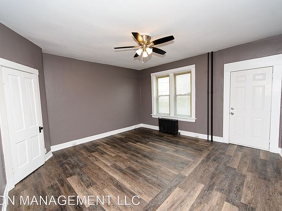 3rd image of 2729 Harris Ave