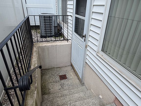 2nd image of 109 Hecker St #2