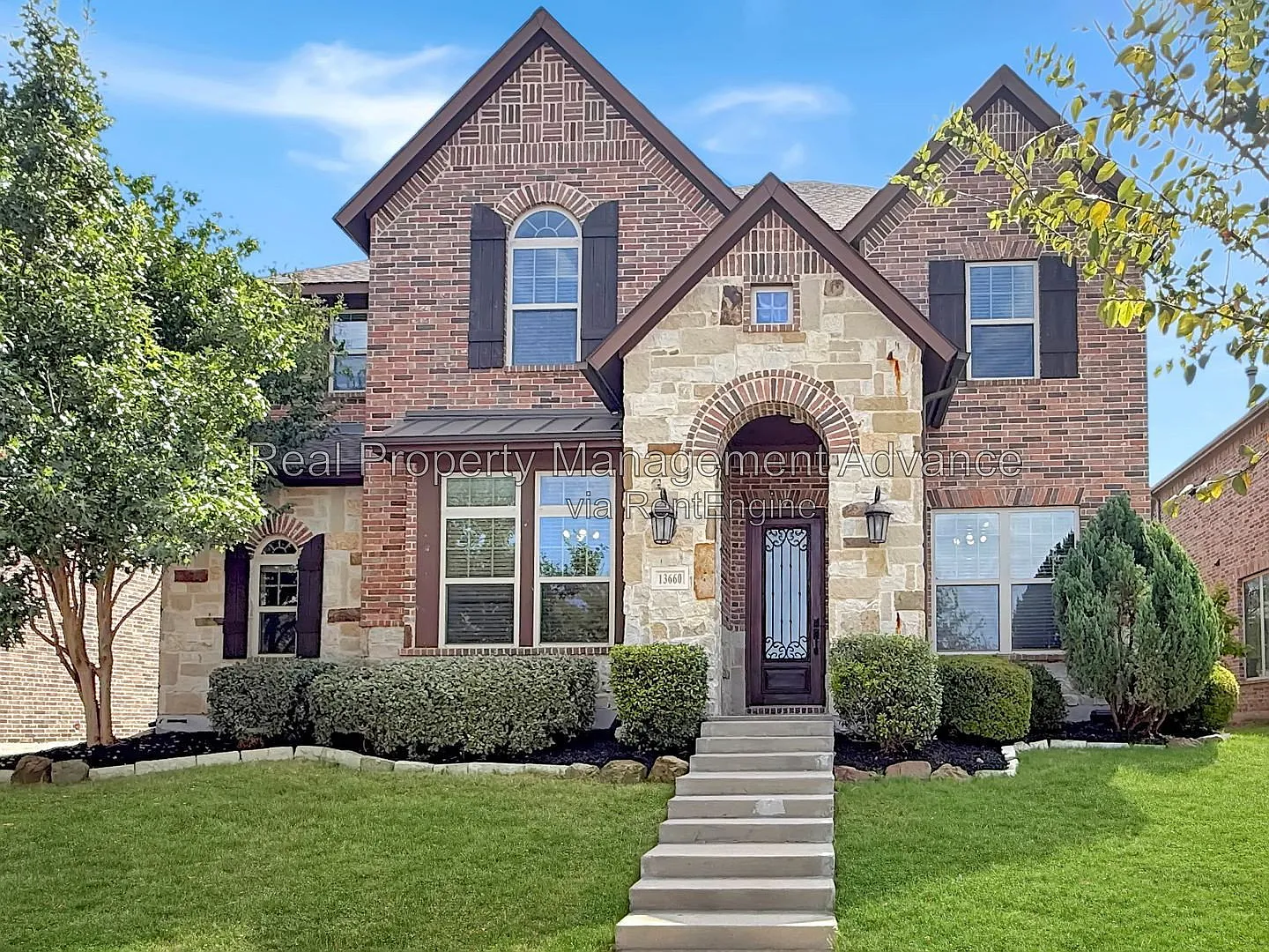 5 bed, 4.0 bath, 3336 sqft, $3,600 — Photo 1