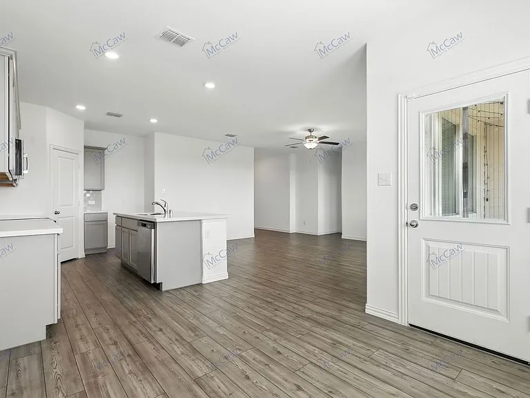 6924 Waterloo Ln — Photo 9