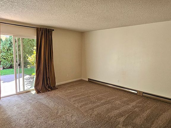 4th image of 4480 SW 96th Ave