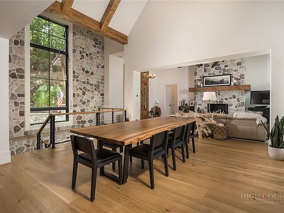 5th image of 1236 Ninebark Road