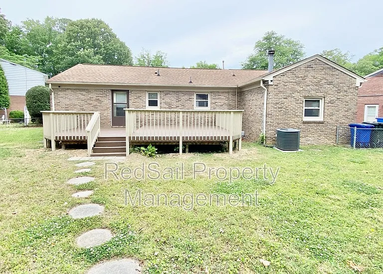 119 Cindy Cir — Photo 19