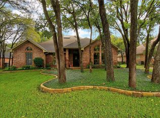1313 Lynhurst Ln, Denton, TX 76205