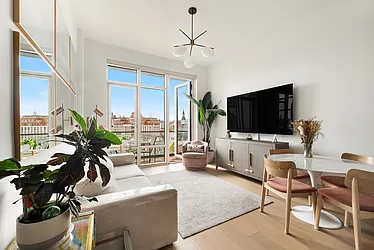 308 North 7th Street, #7E