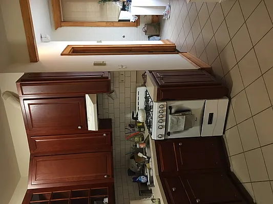 Rented by Peter Meskouris LREB | media 15