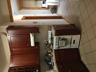 Rented by Peter Meskouris LREB