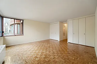 Rented by RELO REDAC INC.