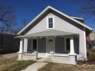 707 Ottawa St, Seneca, MO 64865