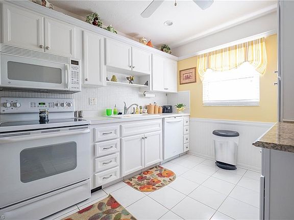 5th image of 1477 Palm Woode Dr