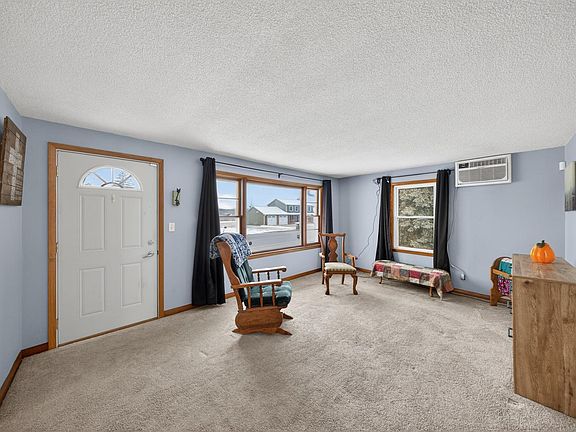2nd image of 1006 Main St S