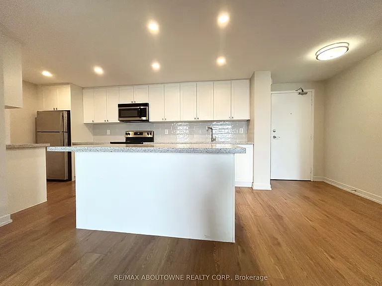 82 Millside Dr #1110 — Photo 3