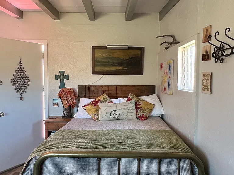 55575 Valli Hi Dr — Photo 8