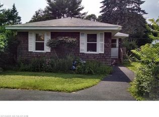 9 Pine St, Gorham, ME 04038