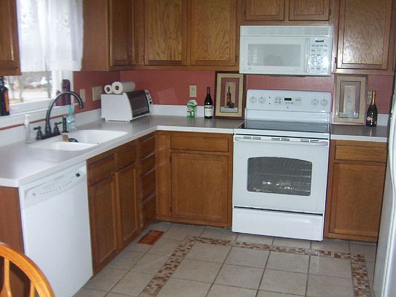 Updated Kit w/ Corian Tops