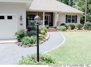 379 Thimbleberry Dr, Vass, NC 28394