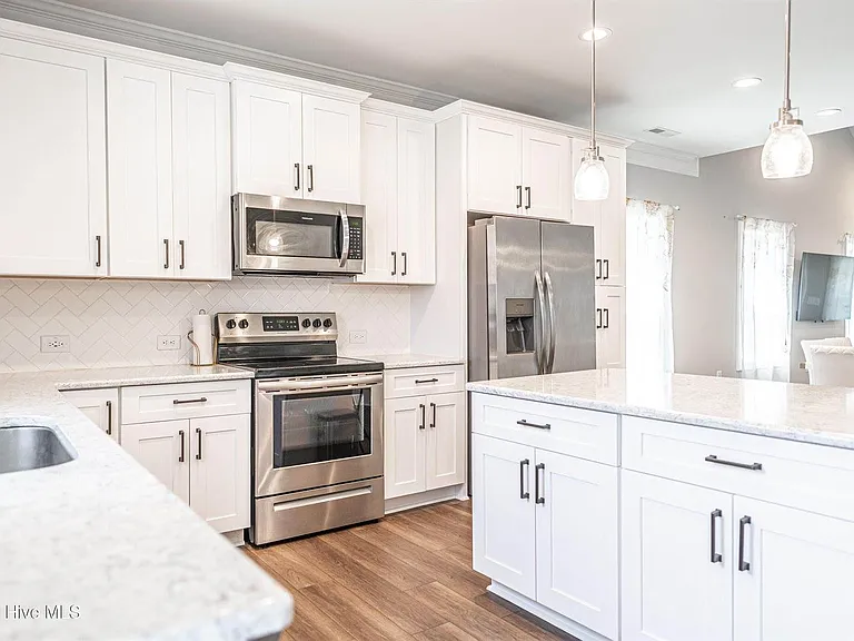 315 Mashie Ct — Photo 12