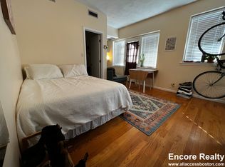 92 Gordon St APT 205, Brighton, MA 02135