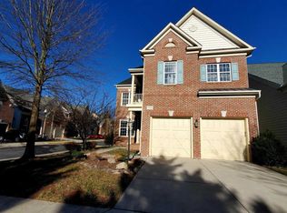 2466 Cypress Green Ln, Herndon, VA 20171