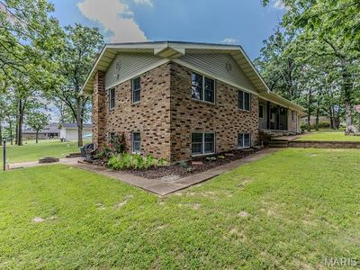 20150 SW Oakwood Dr, Lebanon, MO, 65536