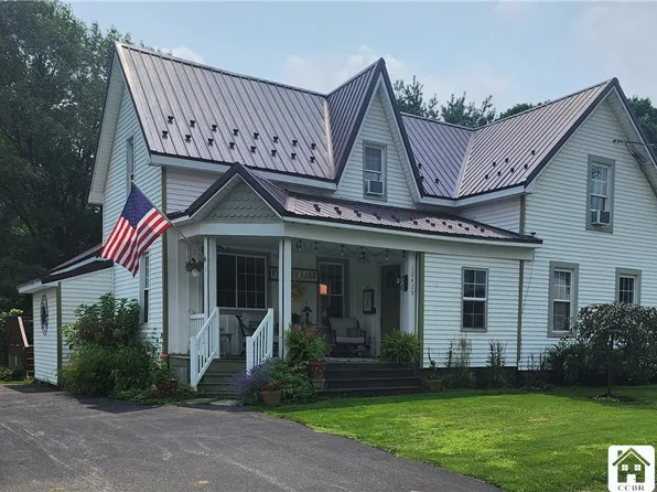 10429 Main St, Findley Lake, NY 14736