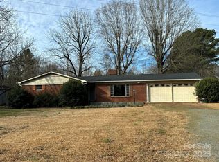 4549 State Highway 109 Hwy N, Troy, NC 27371