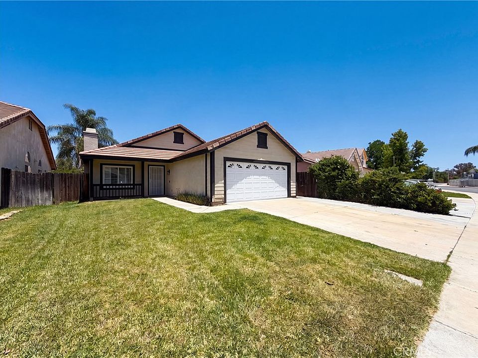 1st image of 27162 Fitzgerald Pl