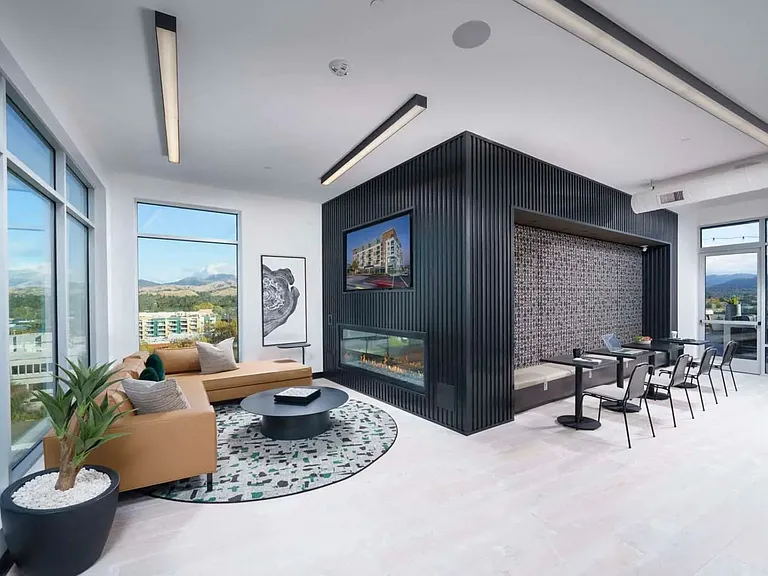 NoMa Apartments — Photo 7