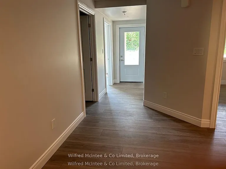380 1st Ave N #5 — Photo 7