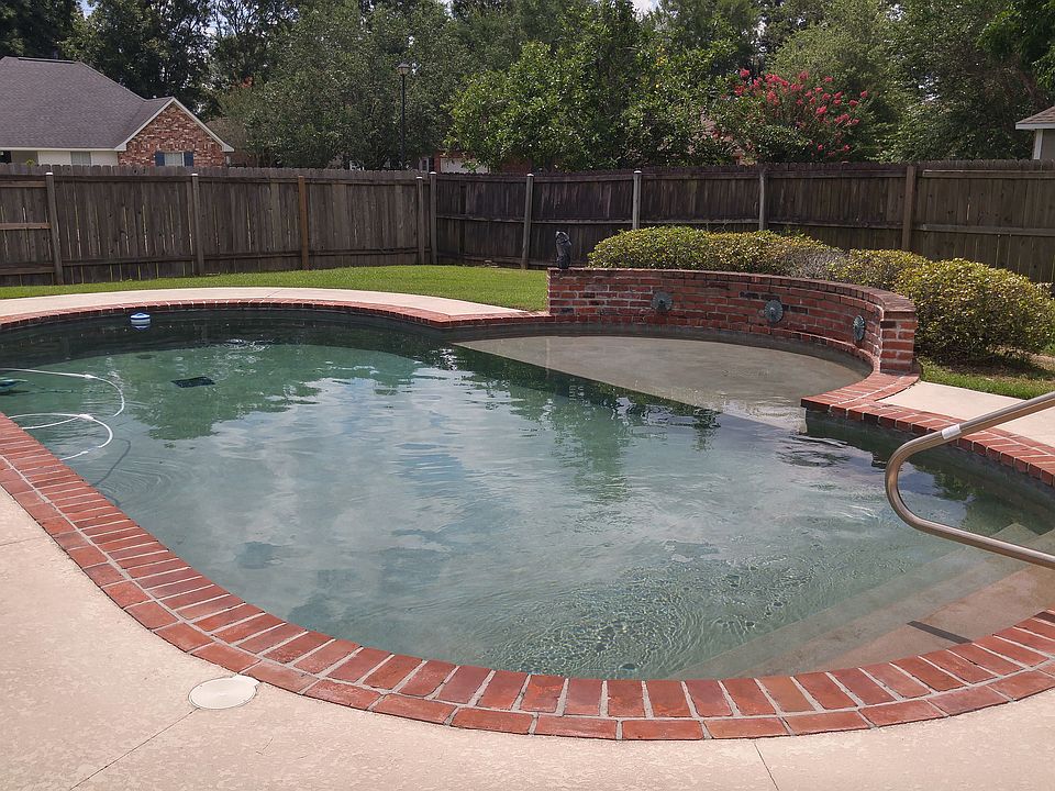 2nd image of 4626 Baskins Cir