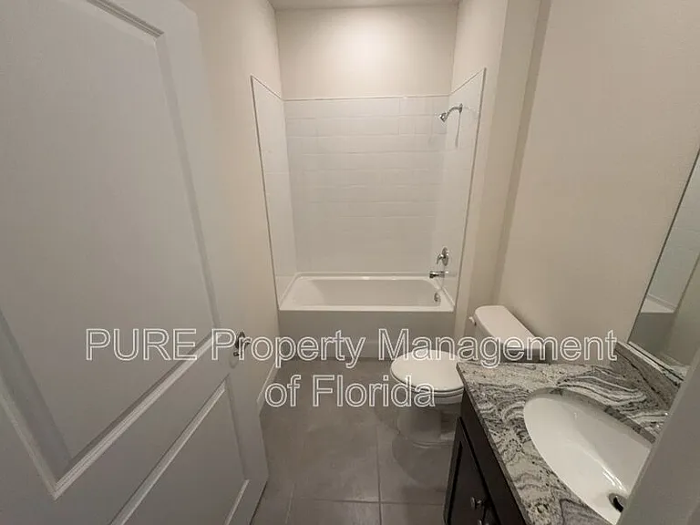 4122 NW 48th Terrace Rd — Photo 51