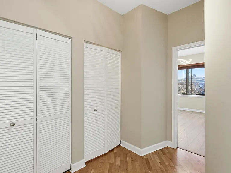1322 S Prairie Ave #408 — Photo 32