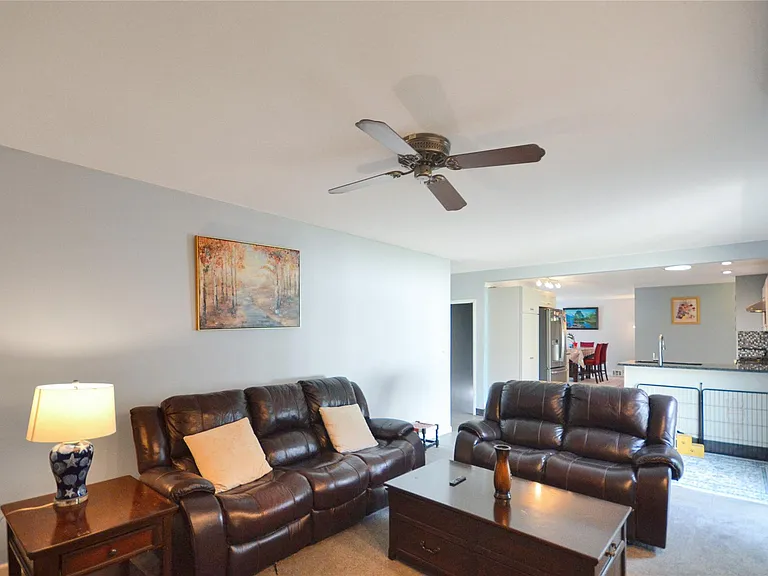 37653 Longacre Dr — Photo 14