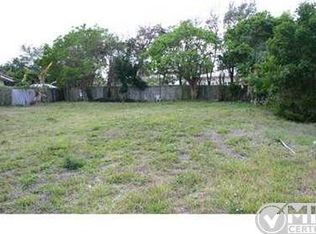 776 Bailey St, Boca Raton, FL 33487