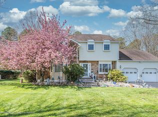 3 Stone Ridge Rd, Old Bridge, NJ 08857