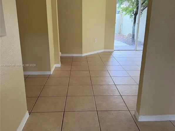 1929 SE 23rd Ter #1929, Homestead, FL 33035