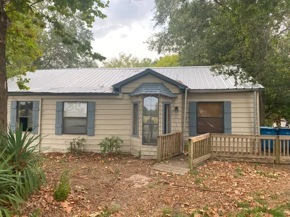 312 Katherine St, Winnsboro, TX 75494