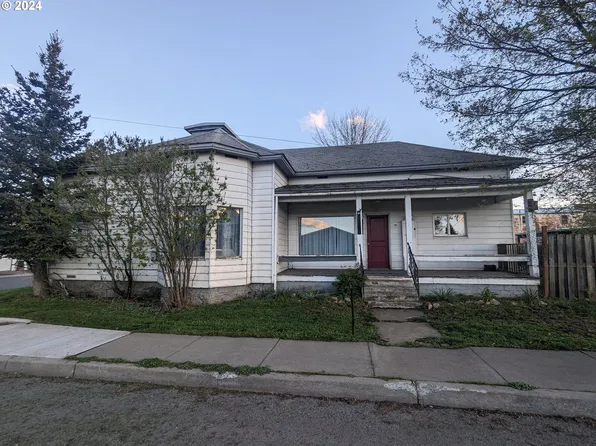 700 Albany St, Elgin, OR 97827