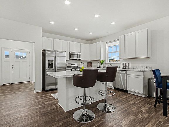 3rd image of 11649 Thomas St