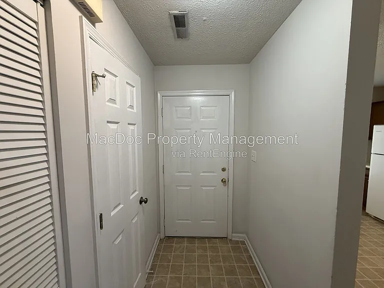 11185 Kensington Pl — Photo 4