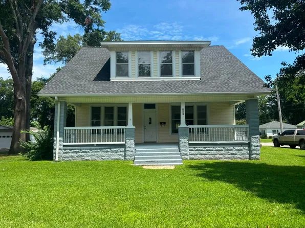 148 Magnolia Ave E, Mc Kenzie, TN 38201