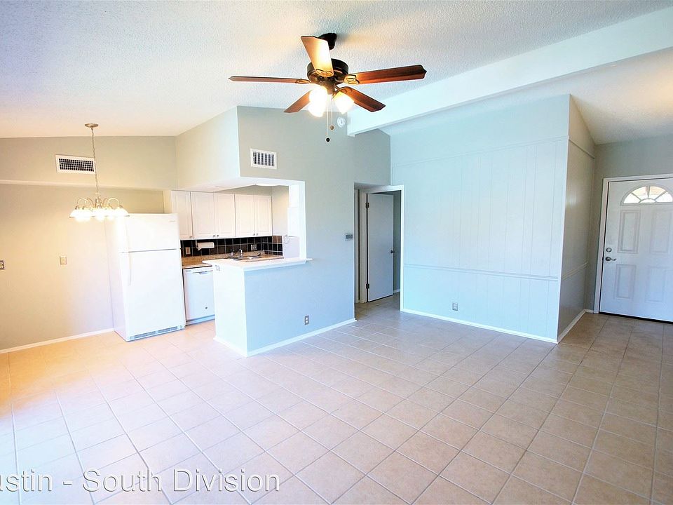 1st image of 1304 Mariposa Dr APT 202