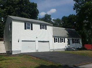 18 Carlida Rd, Groveland, MA 01834