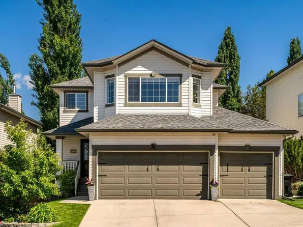 15 W Valley Stream Cir NW, Calgary, AB T3B 5V9