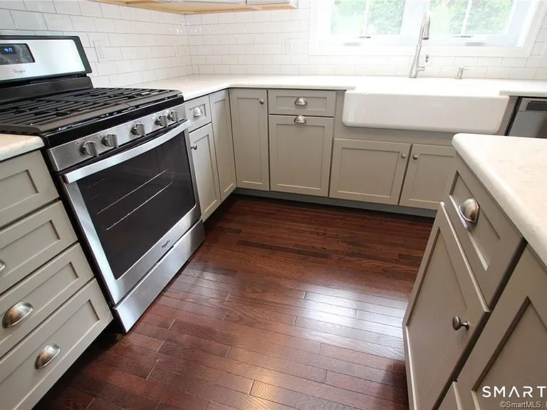 10 Moorland Dr #10 — Photo 4