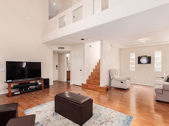 5th image of 250 W Juniper Ave Unit 64