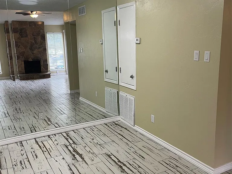 17331 Red Oak Dr #34 — Photo 5