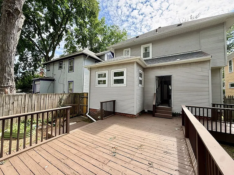 1329 S Holmes Ave — Photo 16