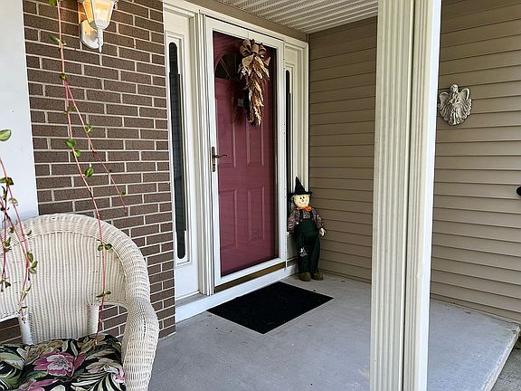 4th image of 352 Jamaica Blvd